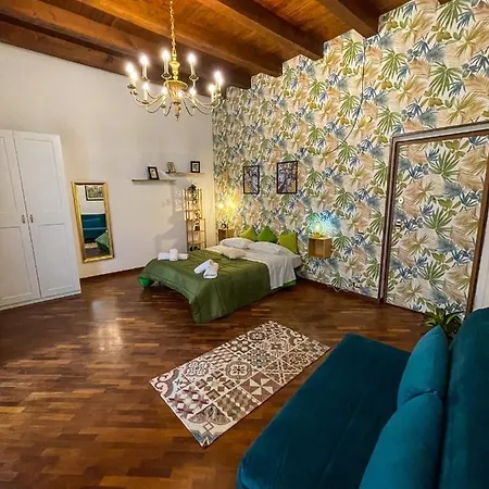 Daire Charming House In The Historic Center Of