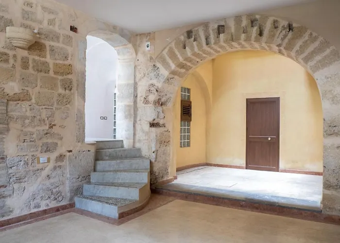 Charming House In The Historic Center Of *